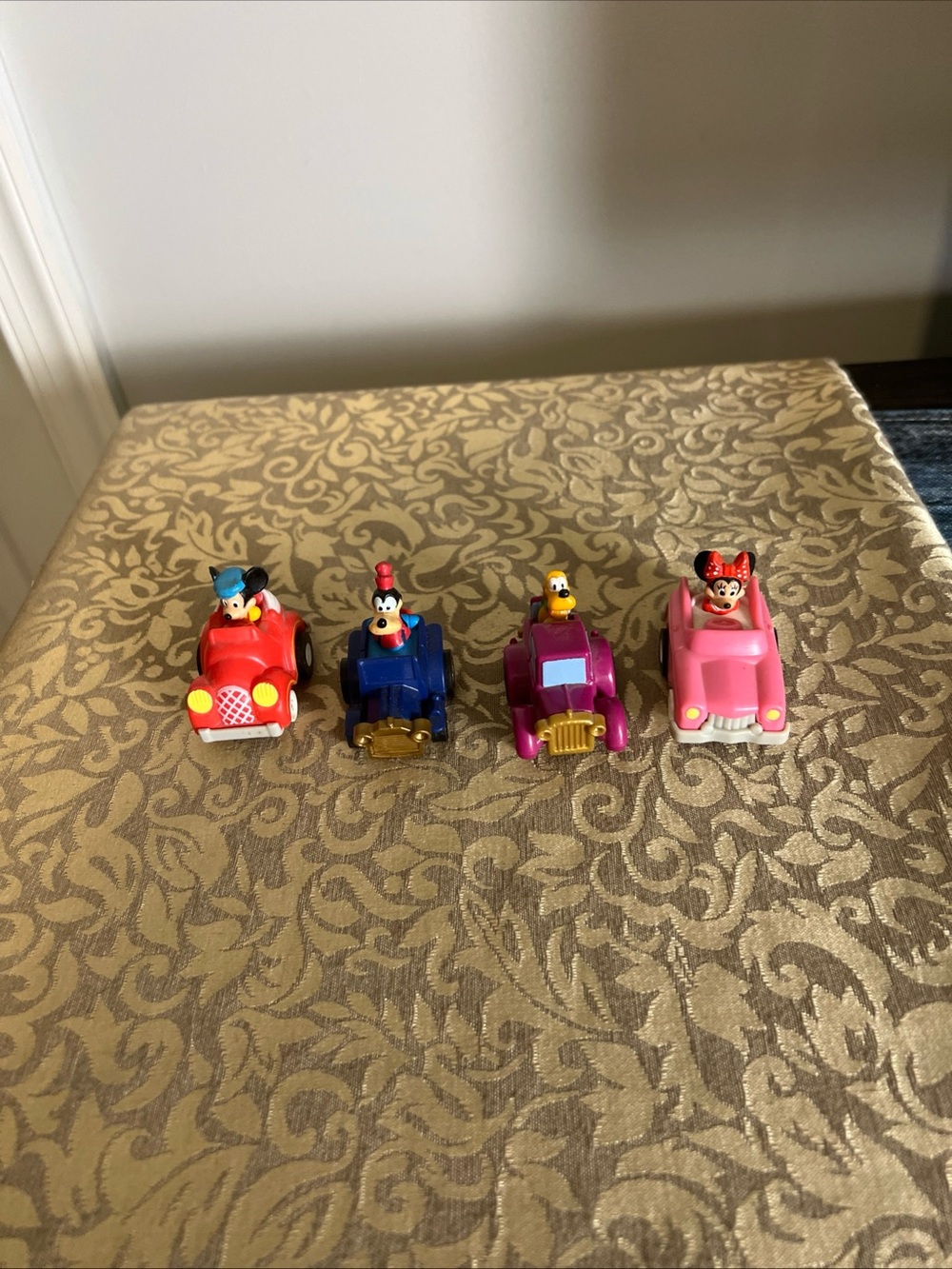 McDonald's Disney Pull Back Car Lot of 4 Vintage Mickey Minnie Pluto Goofy